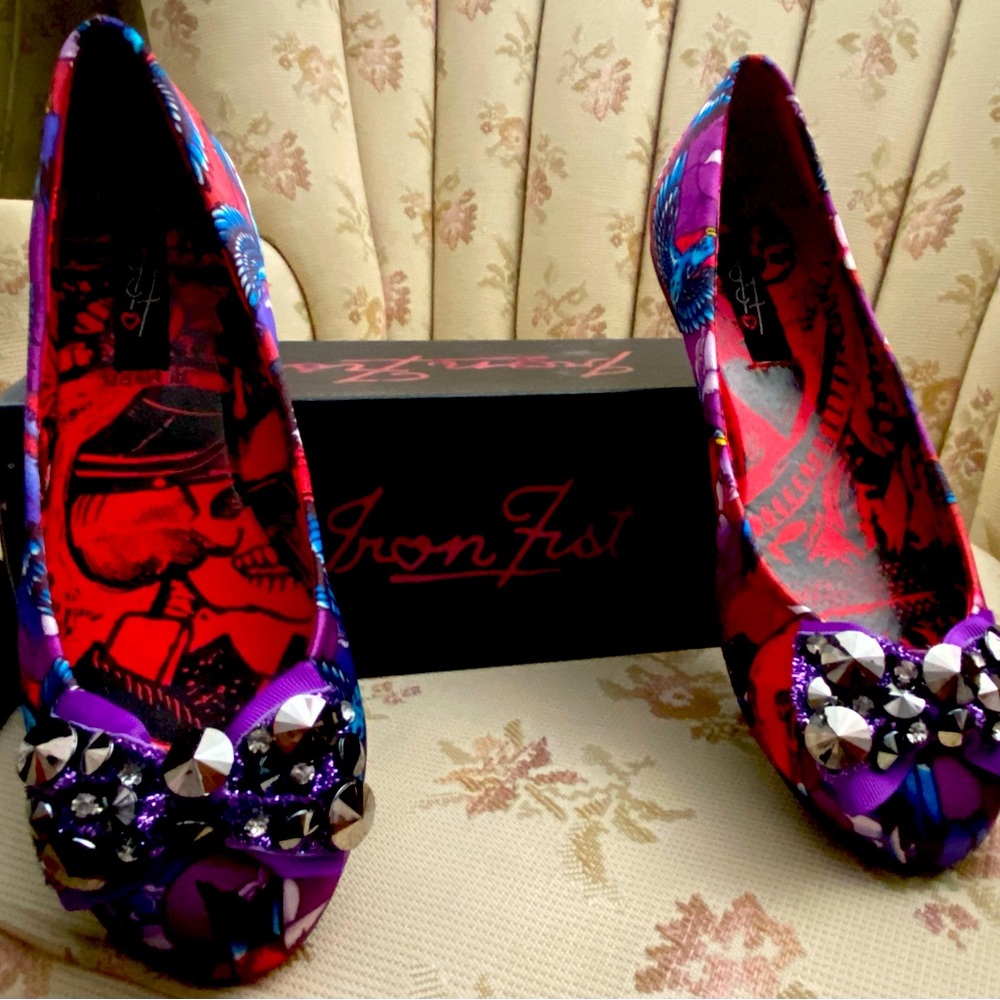 Iron Fist - Sz 7 - Havana Breeze Flat/Purple - NIB